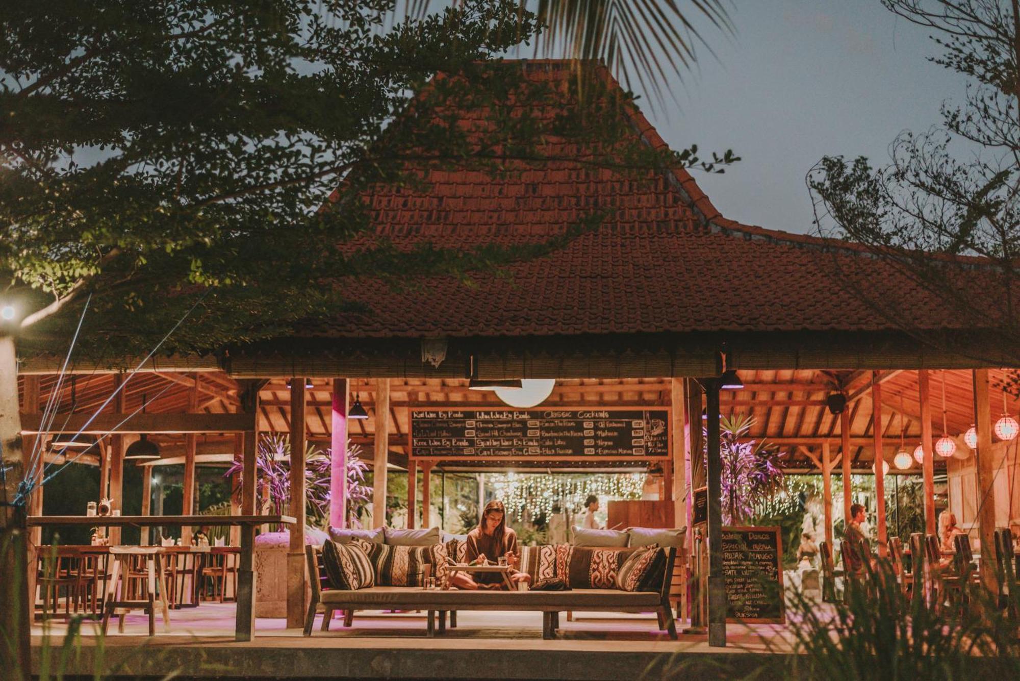 Mangroove Bay Boutique Hostel Баньюведанг Экстерьер фото